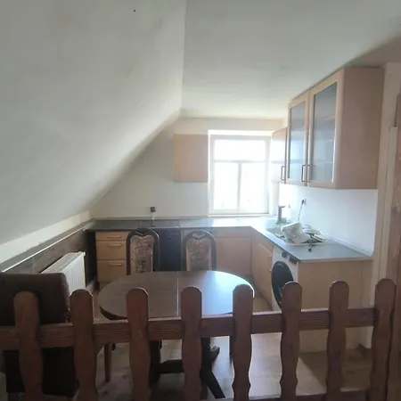 Apartment Monteurunterkunft Nahe Tor 1 *